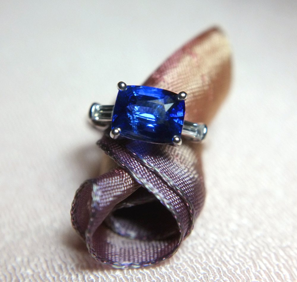 Ceylon Blue Sapphire Ring