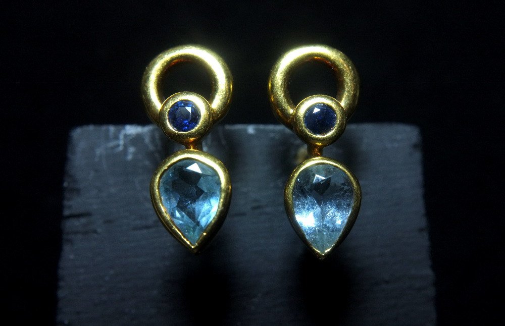 Aquamarine Sapphire Modernist Earrings 18k