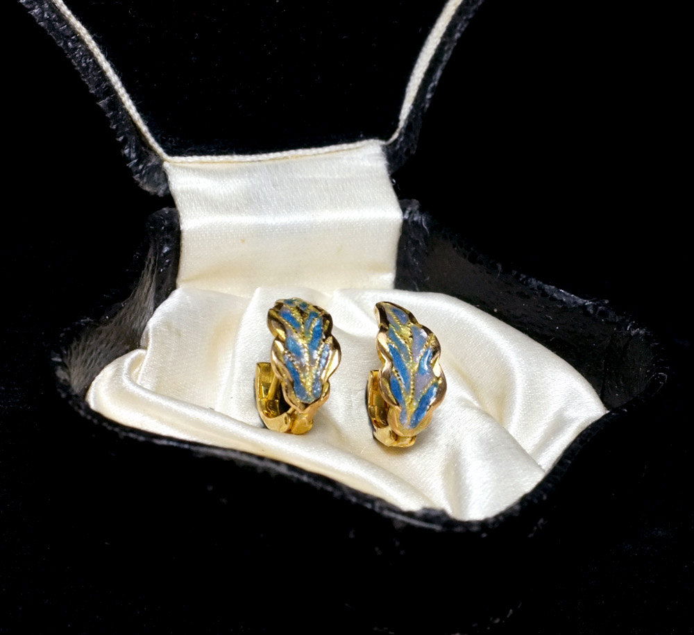 Chinese Enamel Gold Huggie Earrings 22k Vintage