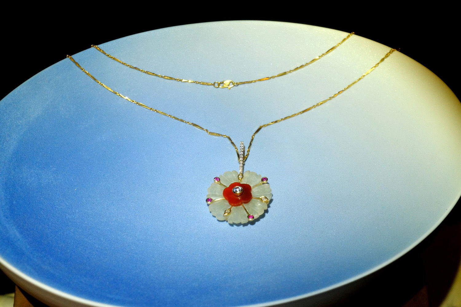 jade carved flower pendant