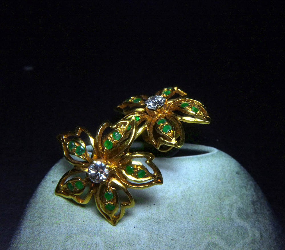 emerald diamond earrings