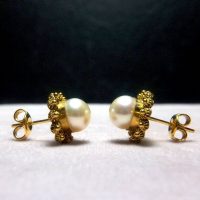 Etruscan Pearl Stud Earrings 22k Antique