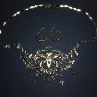 20k Butterfly Filigree Antique Necklace Chinese