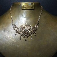 pera_butterfly_bib_nk4