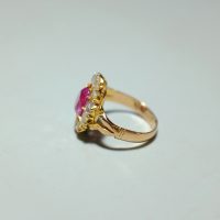 peach sapphire ring, pink orange sapphire ring, sapphire engagement rings Singapore, antique sapphire engagement rings, orange pink sapphire ring Singapore