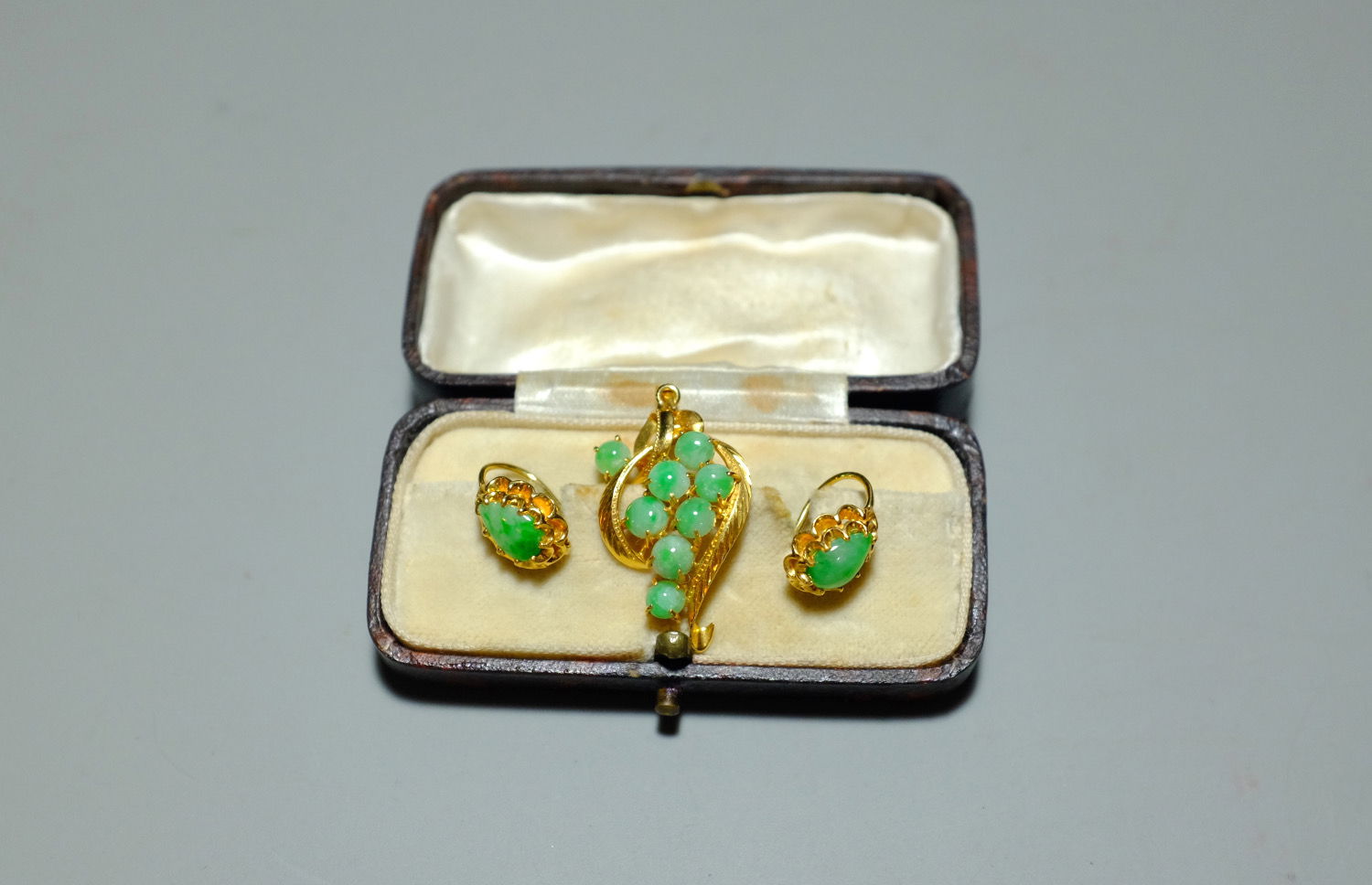 jade huggie earrings, apple green jade earrings, 22k gold earrings, jade earrings Singapore