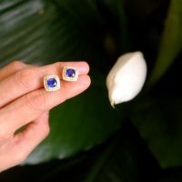 Blue Sapphire Diamond Stud Earrings 18k