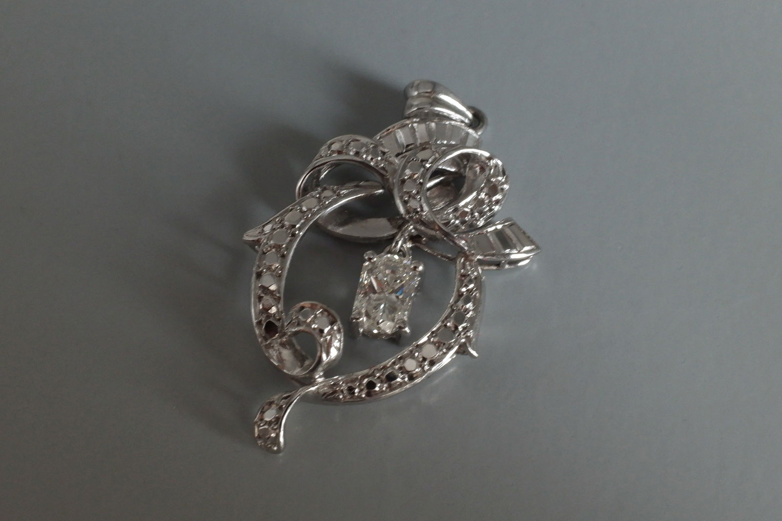 Gem Gardener, diamond pendant singapore, art nouveau pendant necklace, antique platinum diamond pendant, peranakan pendant, platinum pendant singapore, jade jewelry white gold