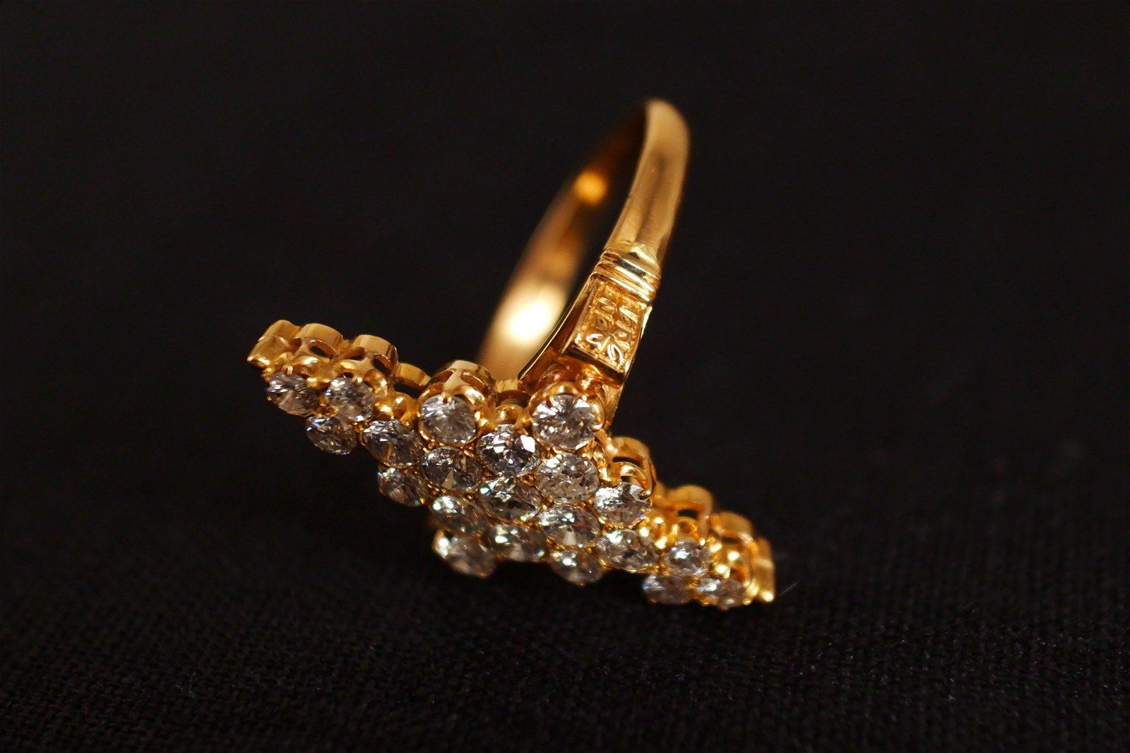 Gem Gardener, vintage diamond drop earrings, drop diamond earrings singapore, antique earrings diamond, diamond flower drop earrings, vintage style drop earrings, antique jewellery singapore, antique diamond jewellery, antique chinese jewelry