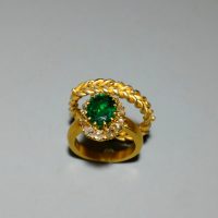 Gem Gardener, emerald halo diamond ring, antique emerald diamond ring, emerald ring singapore, emerald diamond ring vintage, emerald 22k gold ring
