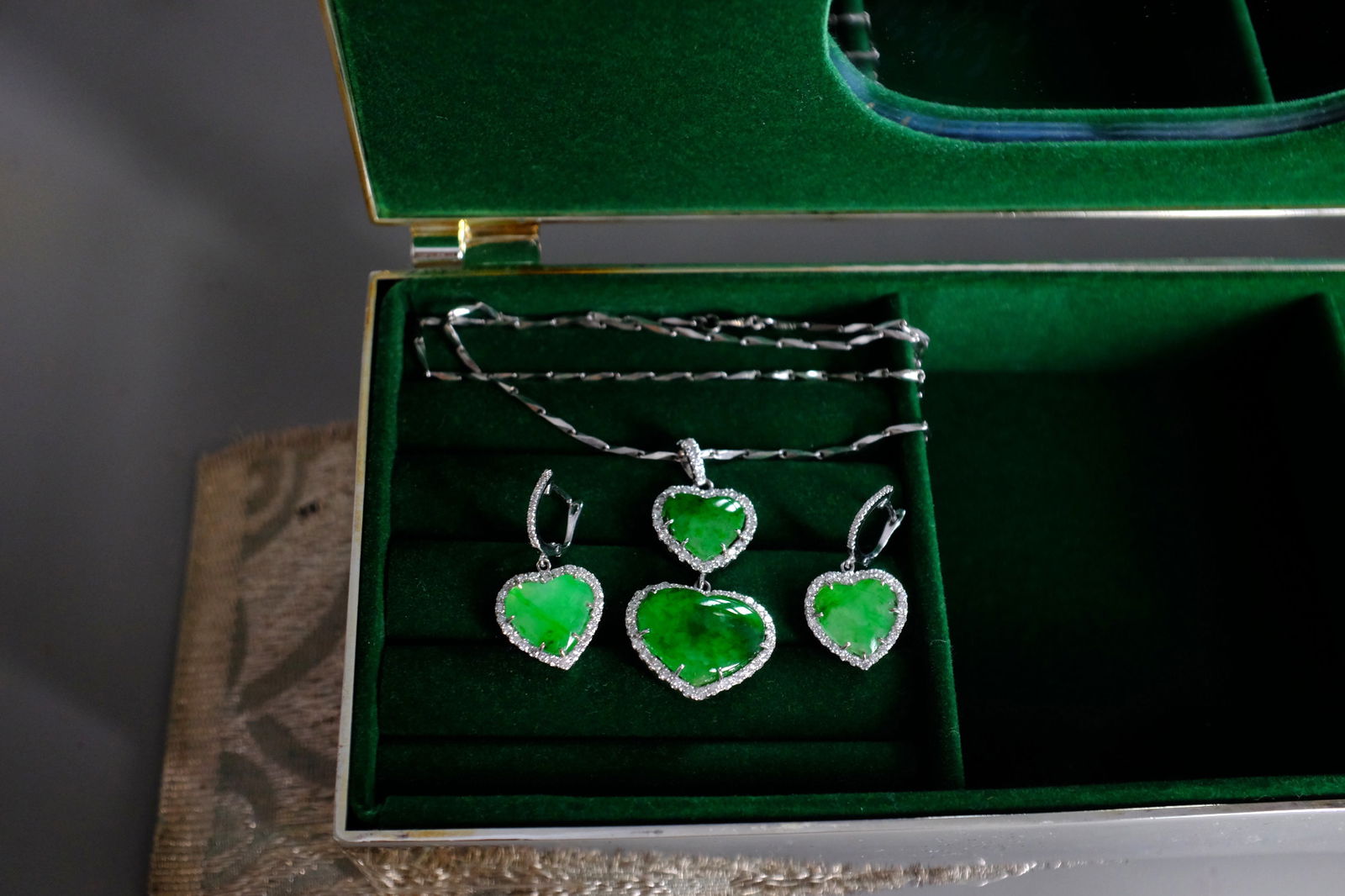 Gem Gardener, jade jewellery designs exclusive, jade gift shop Singapore, jade jewellery singapore, lavender jade singapore, chinese jade jewelry for sale