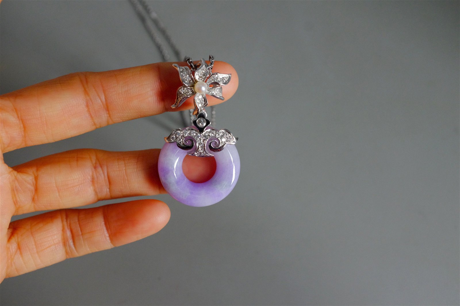Gem Gardener,lavender jade pendant, lavender jade singapore, purple jade necklace pendant, lavender jade donut, jade donut pendant necklace, jade jewellery singapore, jade pendant singapore