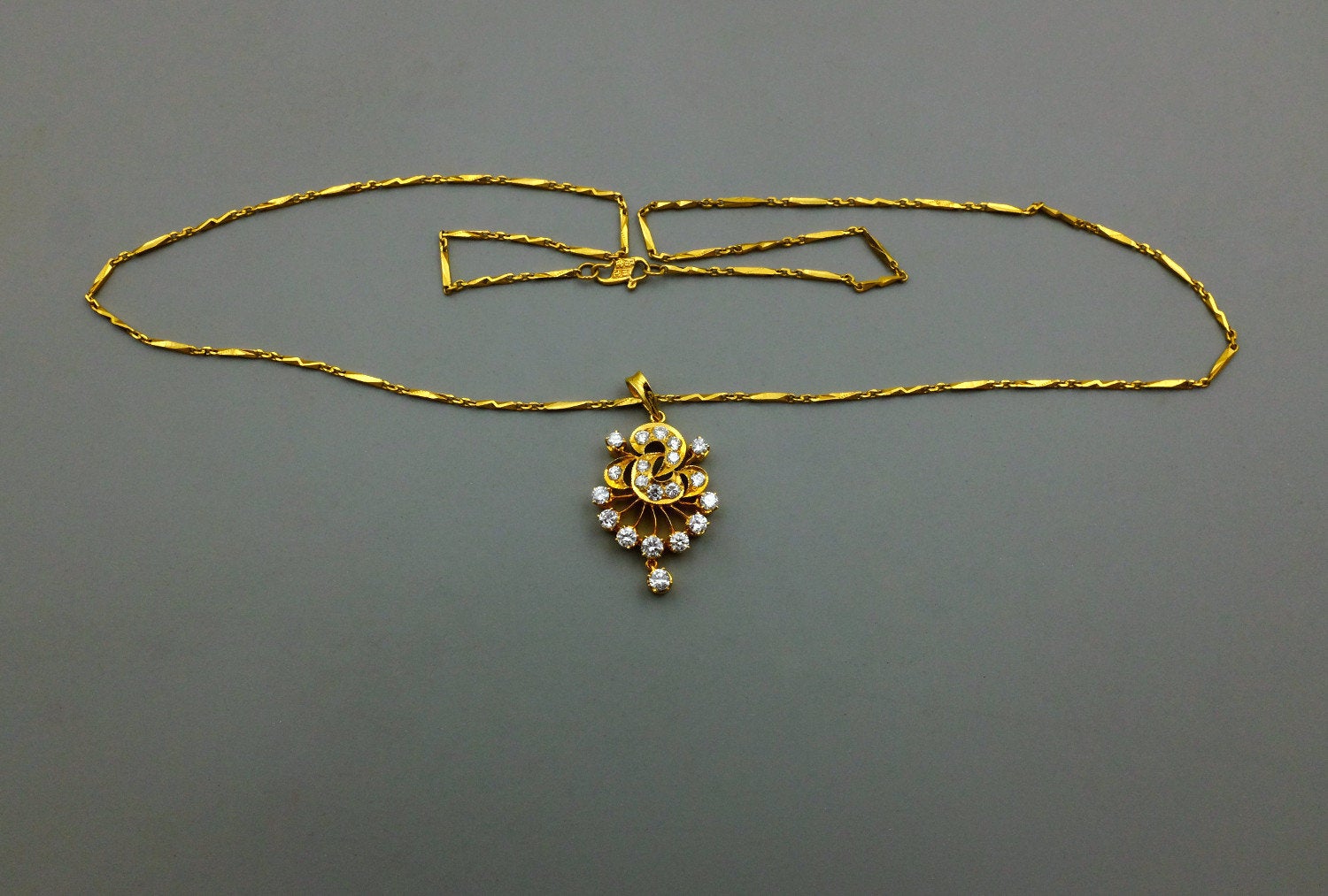 Gem Gardener, antique chinese gold jewelry, vintage chinese gold jewelry antique, vintage diamond pendants, diamond pendant singapore, antique gold diamond pendant