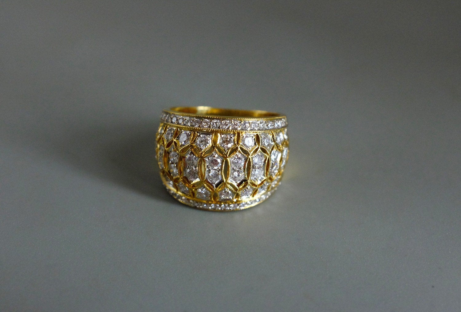 Gem Gardener, ladies gold cigar band ring, diamond cigar band ring, gold cigar band ring with diamonds, cut out diamond ring, diamond rings singapore