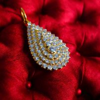 Tear Drop Diamond Pendant Antique 18k Chinese