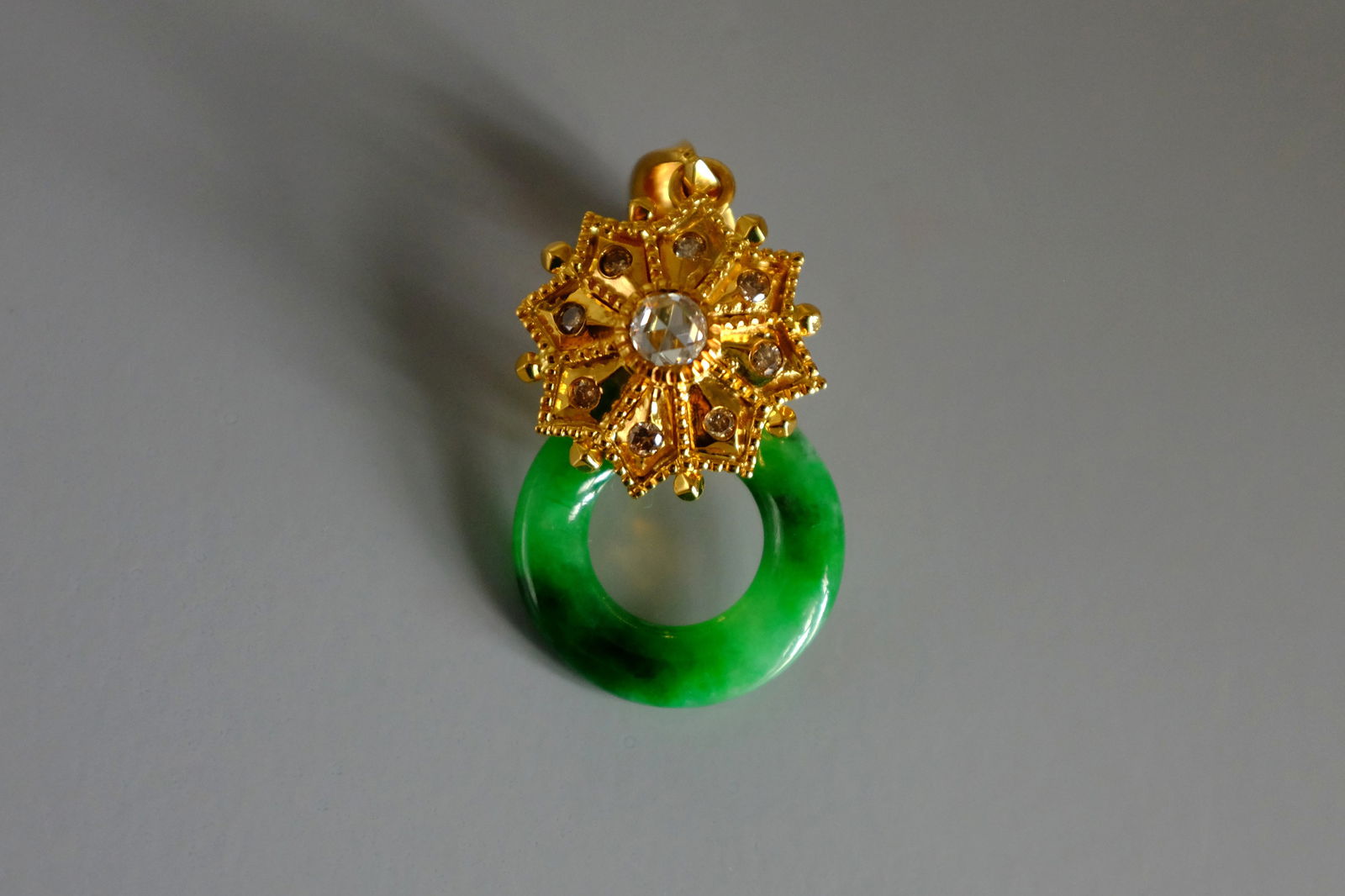 Gem Gardener, jade donut pendant necklace, jade diamond pendant necklace, jadeite jade donut pendant, art deco jade pendant, antique jade pendant necklace, jade jewellery singapore