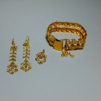 Gem Gardener, gold leaf bracelet, vintage solid gold bracelet, wide gold bracelet, peranakan gold bracelet, art nouveau gold bracelet, antique asian gold jewelry, antique chinese gold jewelry, vintage chinese gold jewelry