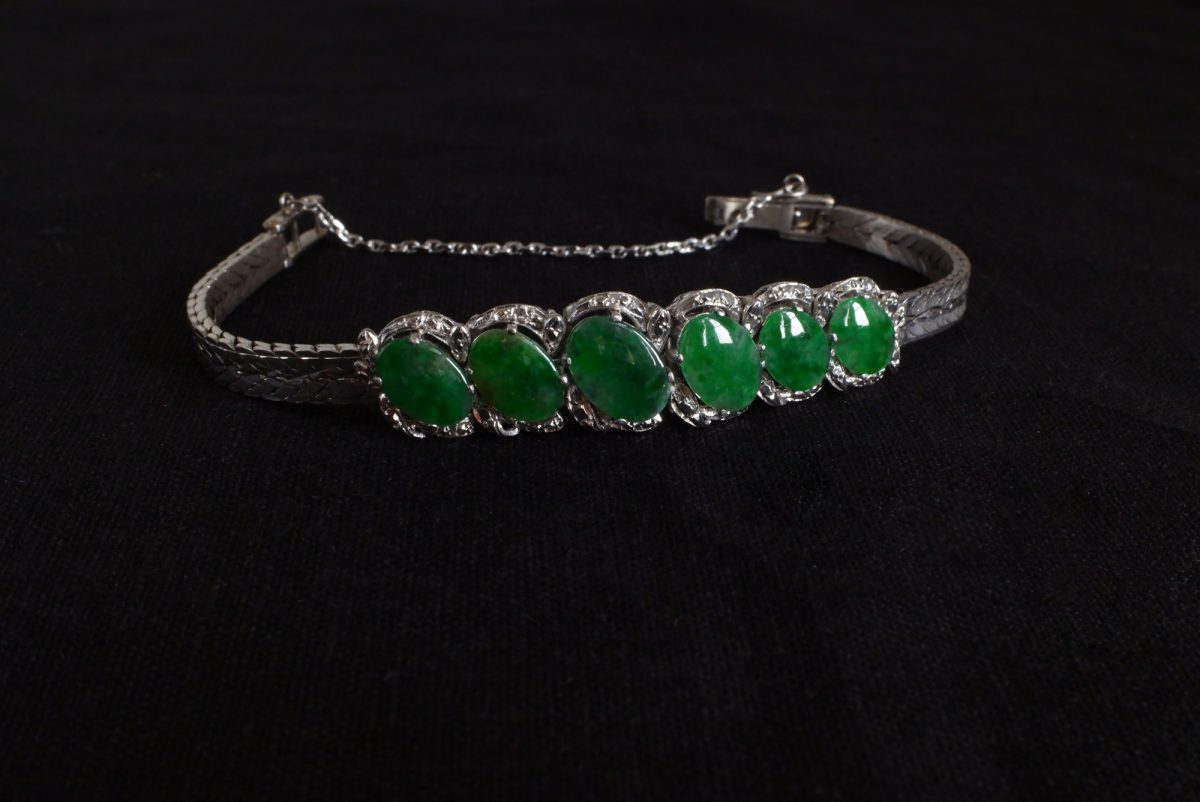 Gem Gardener, dark green jade jewelry, antique Chinese jade bracelet, dark green jade bracelet, jadeite jade bangle bracelet, antique Chinese jade jewelry Singapore, art deco jade jewelry, jade bracelet singapore