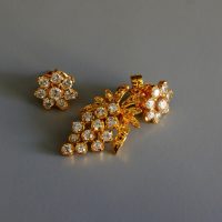 Antique Flower Diamond Earrings 20k Chinese