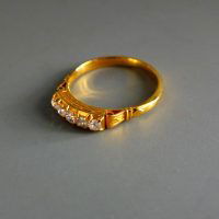 Vintage Chinese 5 Stone Diamond Ring Carved 20k