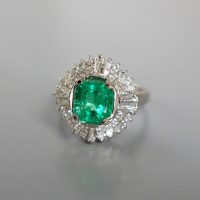 Gem Gardener, emerald art deco ring, vintage art deco emerald ring, emerald ring singapore, Colombian emerald platinum ring, art deco emerald jewelry