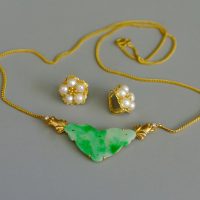 Antique Frogs Lily Pad Jade Necklace Chinese 18k
