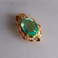 Gem Gardener, vintage emerald pendant, emerald pendant yellow gold, emerald pendant singapore, emerald and diamond pendant, dainty emerald pendant necklace