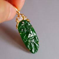 Gem Gardener, carved jade pendant antique, vintage carved jade pendant, jade pendant singapore, vintage jade jewelry for sale, antique jade jewelry for sale, jade jewelry singapore, art nouveau jade