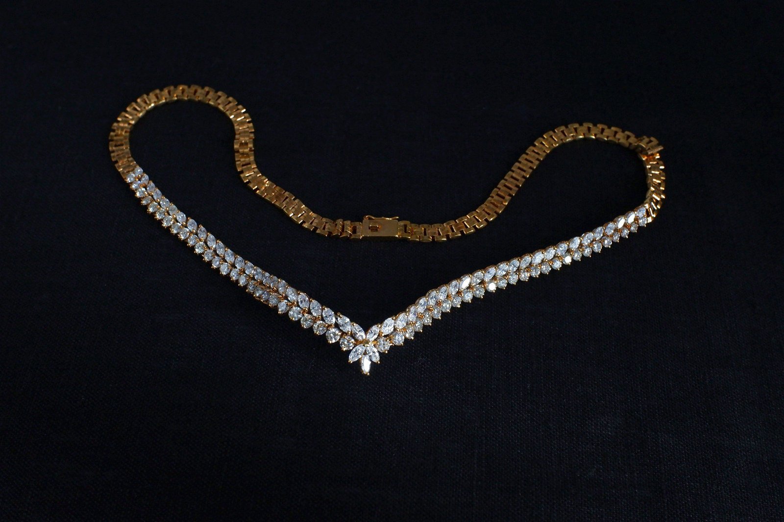 Gem Gardener, diamond necklace singapore, diamond choker dainty, vintage diamond necklace, petite diamond necklace, petite diamond necklace