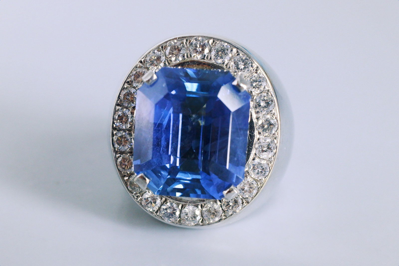 Gem Gardener, star sapphire ring mens, big star sapphire ring, ceylon blue star sapphire ring, mens cabochon sapphire ring, mens ring singapore, vintage mens rings for sale, blue sapphire ring mens, blue sapphire and diamond mens ring, blue sapphire ring singapore, vintage mens sapphire ring, dark blue sapphire ring, mens vintage sapphire rings, mens ring singapore, vintage mens rings for sale