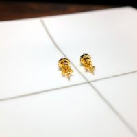 Color Change Garnet Stud Earrings 20k Antique