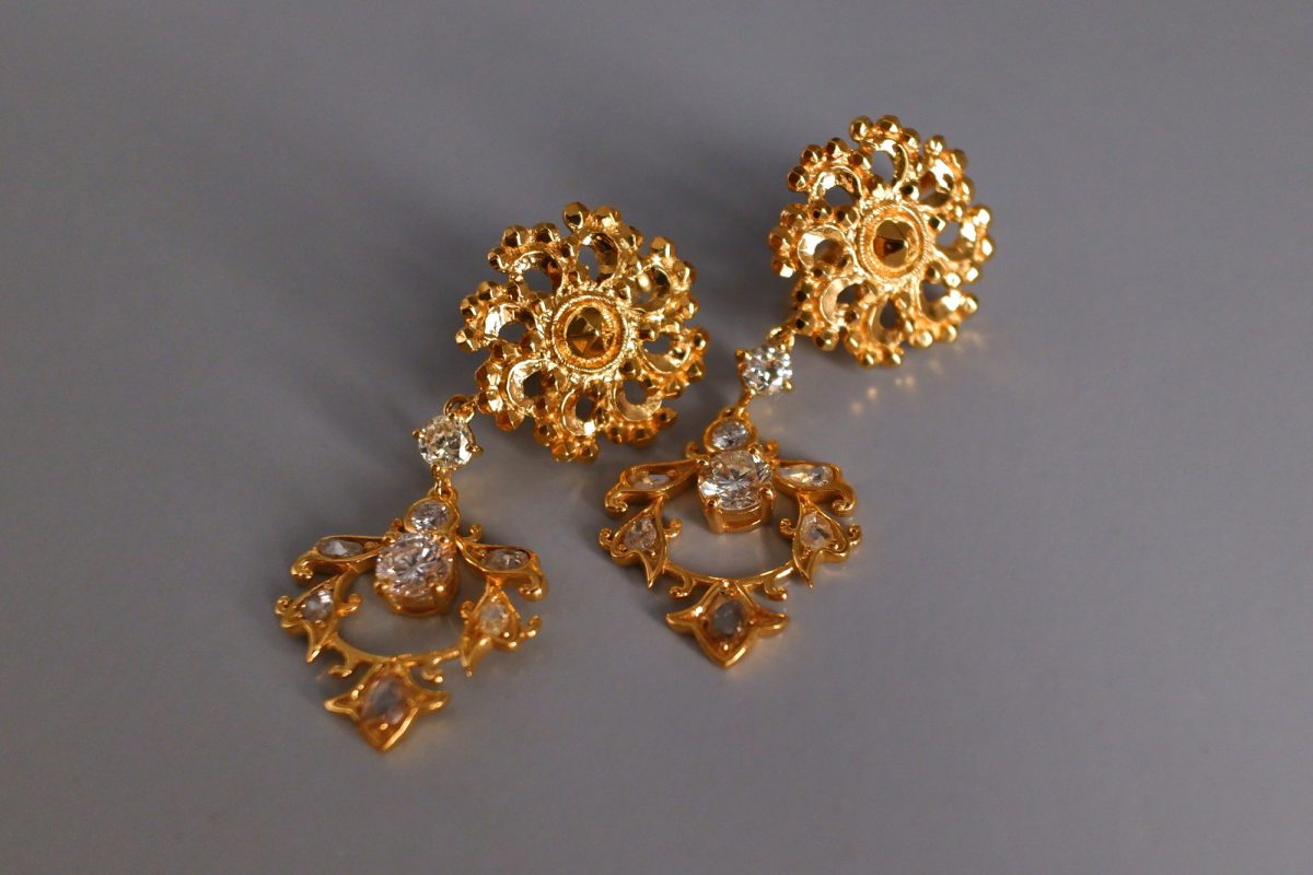 22k Chinese Gold Pendant Earrings Diamond Vintage