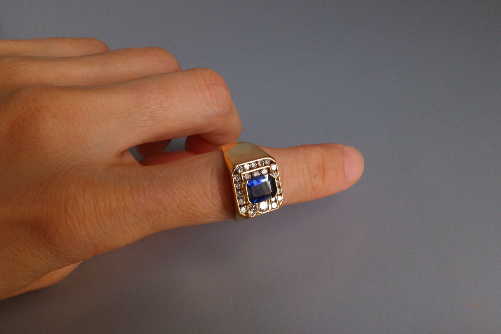 Blue Sapphire Diamond Pinky Ring Men 18k Vintage Gem Gardener