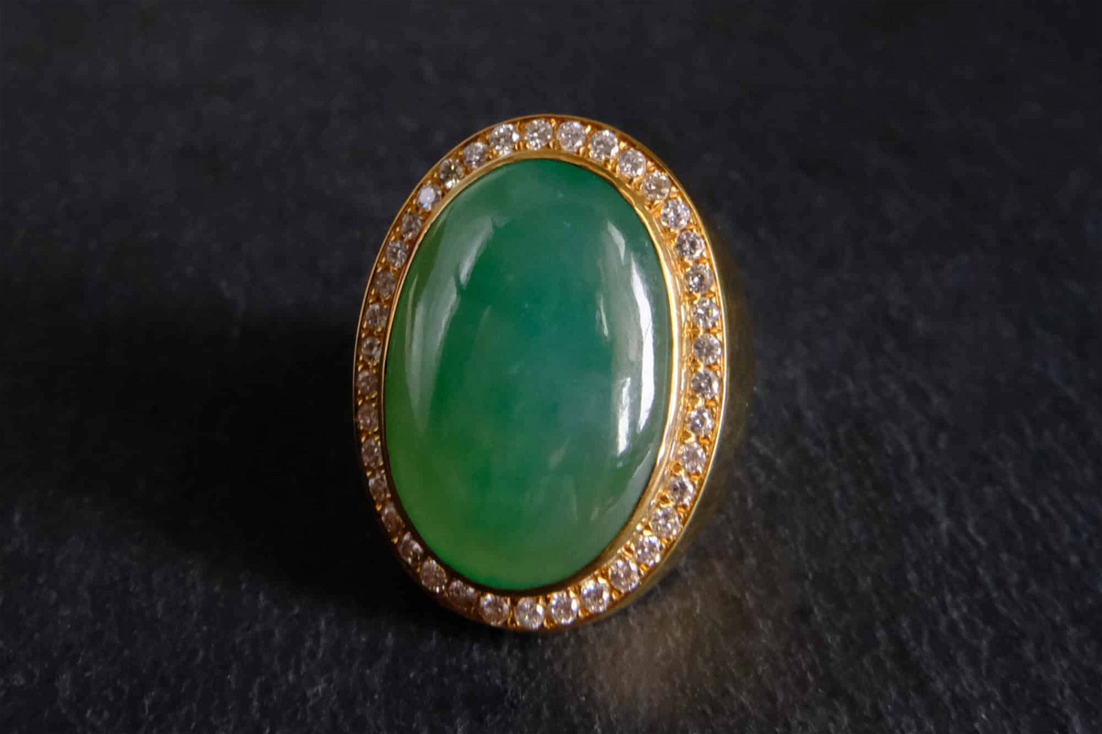 Gem Gardener, large jade ring, art deco jade ring, big green jade ring, jadeite jade rings for sale, mens vintage gold jade ring, mens vintage jadeite ring, jade ring singapore