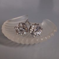 Gem Gardener, 1ct diamond stud earrings, diamond stud earrings 1 carat each, diamond stud earrings singapore, d vs2 diamond, f vs1 diamond, 2ct diamond stud earrings white gold, buy GIA certified diamond stud earrings, diamond jewellery singapore, diamond jewelry singapore, fine diamond jewellery online shopping