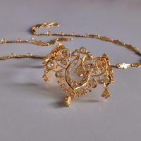 Gem Gardener, mine cut diamond necklace, antique diamond necklace, antique peranakan jewellery, antique gold filigree necklace, antique choker necklace gold, antique gold jewellery singapore, chinese jewellery singapore, antique chinese jewelry, antique jewelry singapore, buy peranakan jewelry singapore, antique diamond lavalier necklace