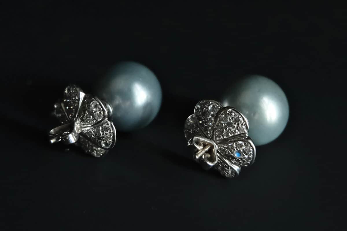 pearl and diamond stud earrings, silvery white south sea pearl, big pearl stud earrings, silver blue pearl earrings, blue grey pearl earrings, pearl earrings singapore, south sea pearl earrings singapore, light blue pearl stud earrings, Gem Gardener