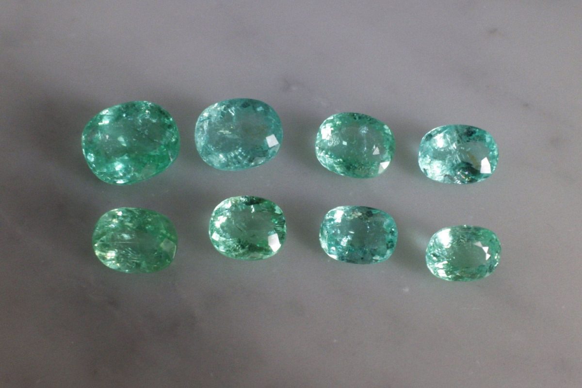 Gem Gardener, paraiba loose stones, paraiba tourmaline necklace, paraiba tourmaline gemstones for sale, paraiba tourmaline singapore, statement paraiba tourmaline, crystals and stones for sale, healing crystals singapore, crystals and stones for sale, collector quality crystals, singapore rare gems
