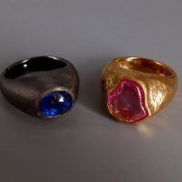 Black Gold Ring, blue sapphire black gold ring, royal blue sapphire ring, sapphire ring cartier, hemmerle rings, blue sapphire ring singapore, Gem Gardener