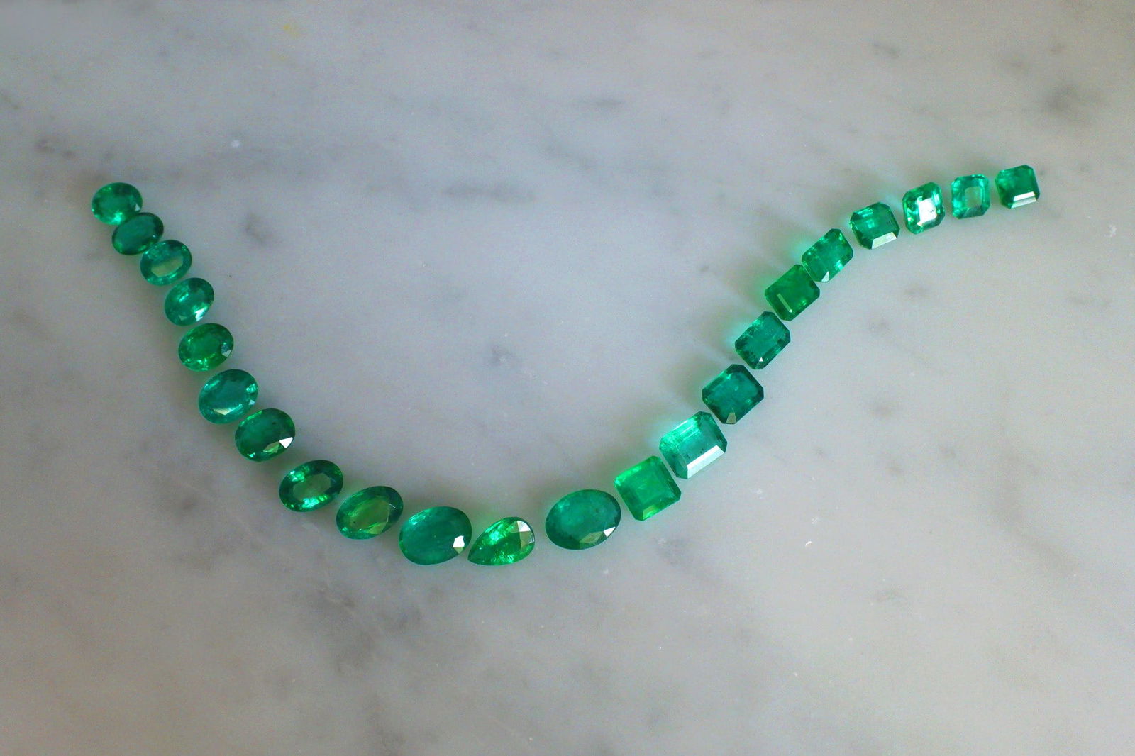 Gem Gardener, emerald stone necklace, emerald stone lot, emerald necklace singapore, loose emerald stones