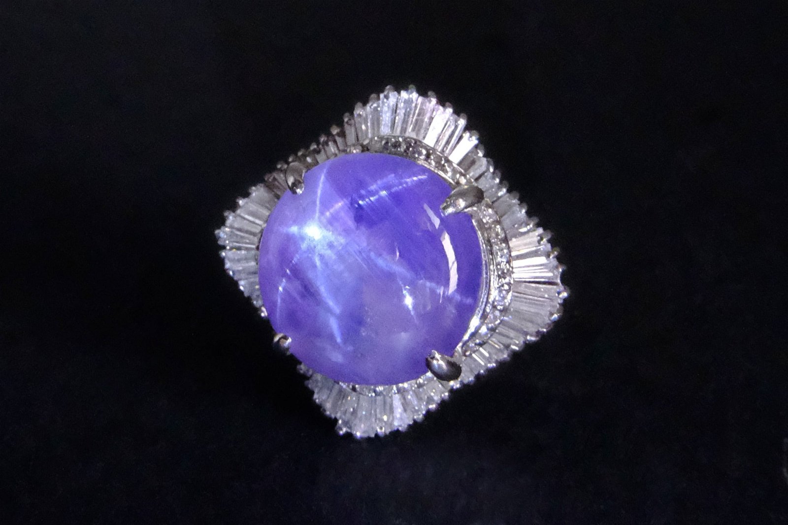 Gem Gardener, big star sapphire ring, blue star sapphire platinum ring, blue star sapphire ring, star sapphire cocktail ring, sapphire ring singapore