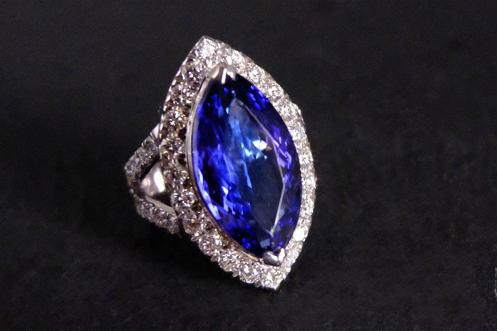 Gem Gardener, marquise tanzanite ring, tanzanite halo ring, tanzanite ring singapore, tanzanite cocktail ring, tanzanite halo cocktail ring