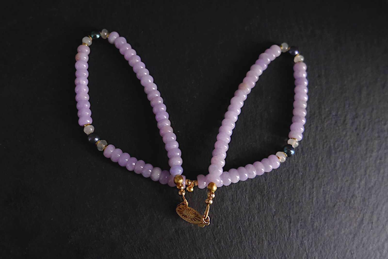 Gem Gardener, lavender jade necklace, lavender jade bead necklace, jade necklace singapore, purple jade bead necklace, purple jade necklace, jade necklace singapore, Fine beaded gold necklace