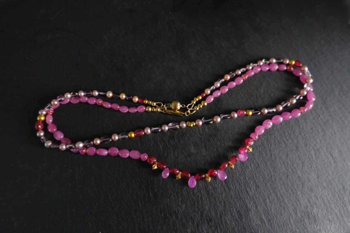 spinel bead necklace