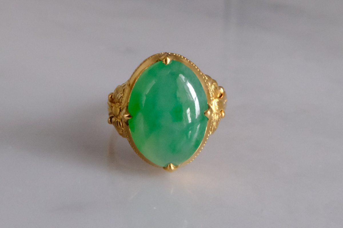 Antique Chinese Green Jade Cabochon Ring 22k | Gem Gardener