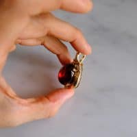 Red Spessartite Garnet Cabochon Pendant 18k