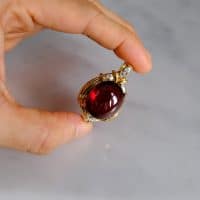 Red Spessartite Garnet Cabochon Pendant 18k