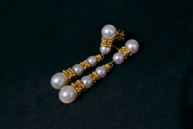Gem Gardener, Chinese pearl earrings, traditional chinese earrings, dainty pearl drop earrings, pearl dangle drop earrings, pearl earrings singapore, vintage pearl earrings, antique pearl jewellery