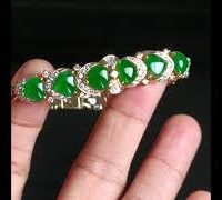 Gem Gardener, Vintage Chinese Jade Bracelet, art deco jade bracelet, vintage jade jewelry for sale, jade and diamond bracelet, jade jewellery singapore, vintage gold bracelets for sale
