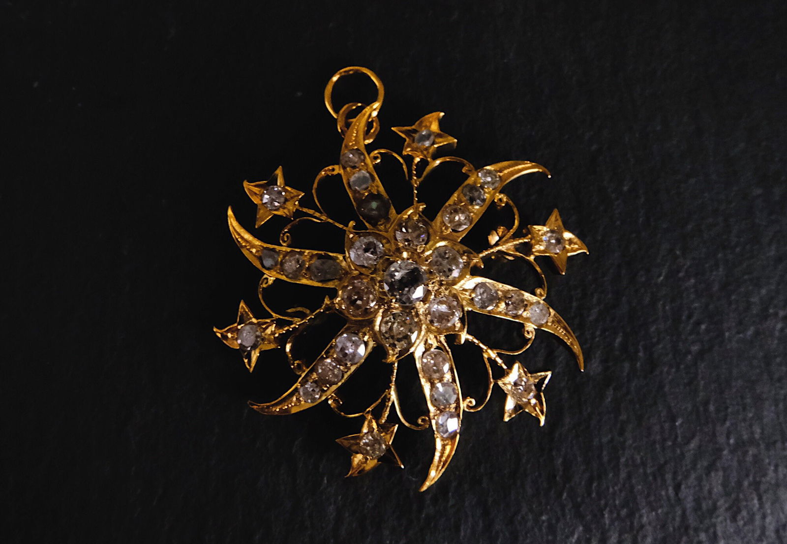 Gem Gardener, antique diamond pendant brooch, antique peranakan jewellery, singapore peranakan diamond jubilee brooch, vintage diamond cluster pendant